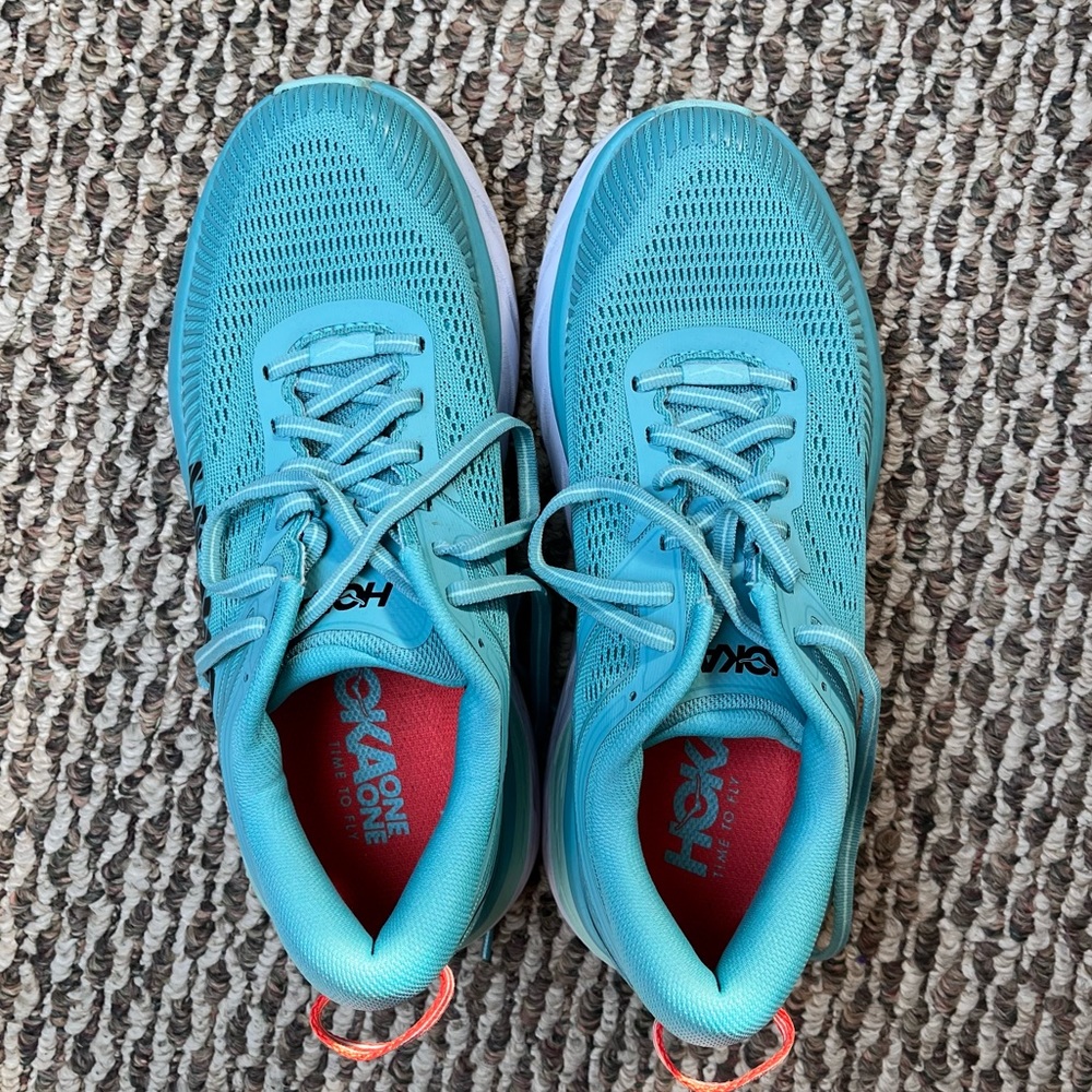 HOKA Bondi 7 Running Sneaker• Like New